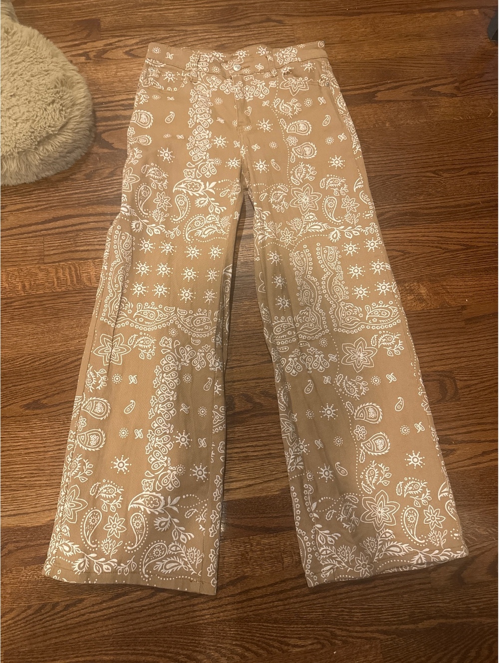 Tan Bandana Wide Leg Jeans in Size 8